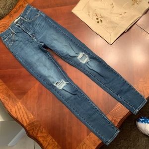Women’s Levi’s Jeans